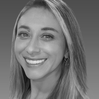 Ana María Martínez